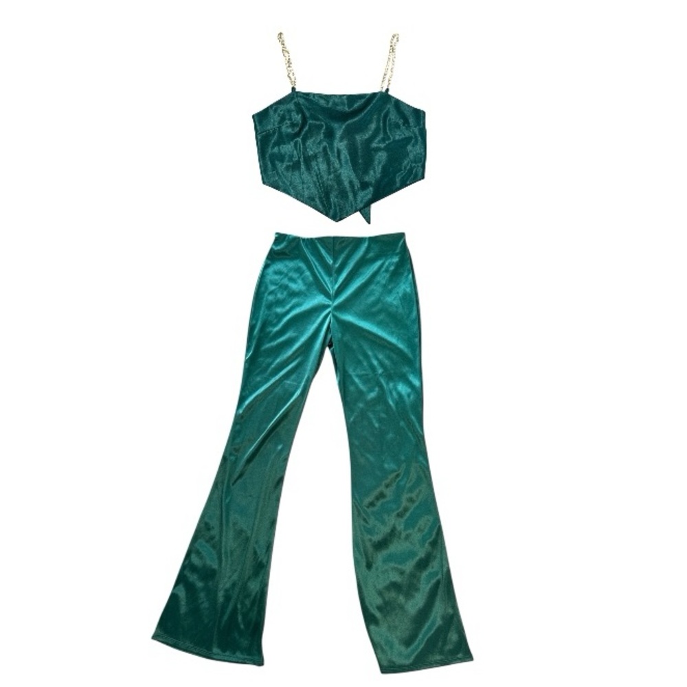Paperoc Emerald Green satin Two-Piece Set L back toe top with gold chain strap